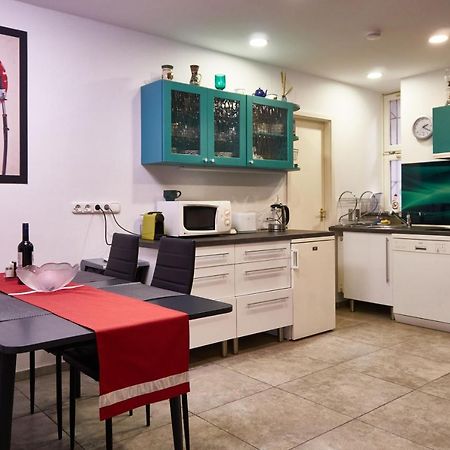 Ili Apartment ブダペスト エクステリア 写真